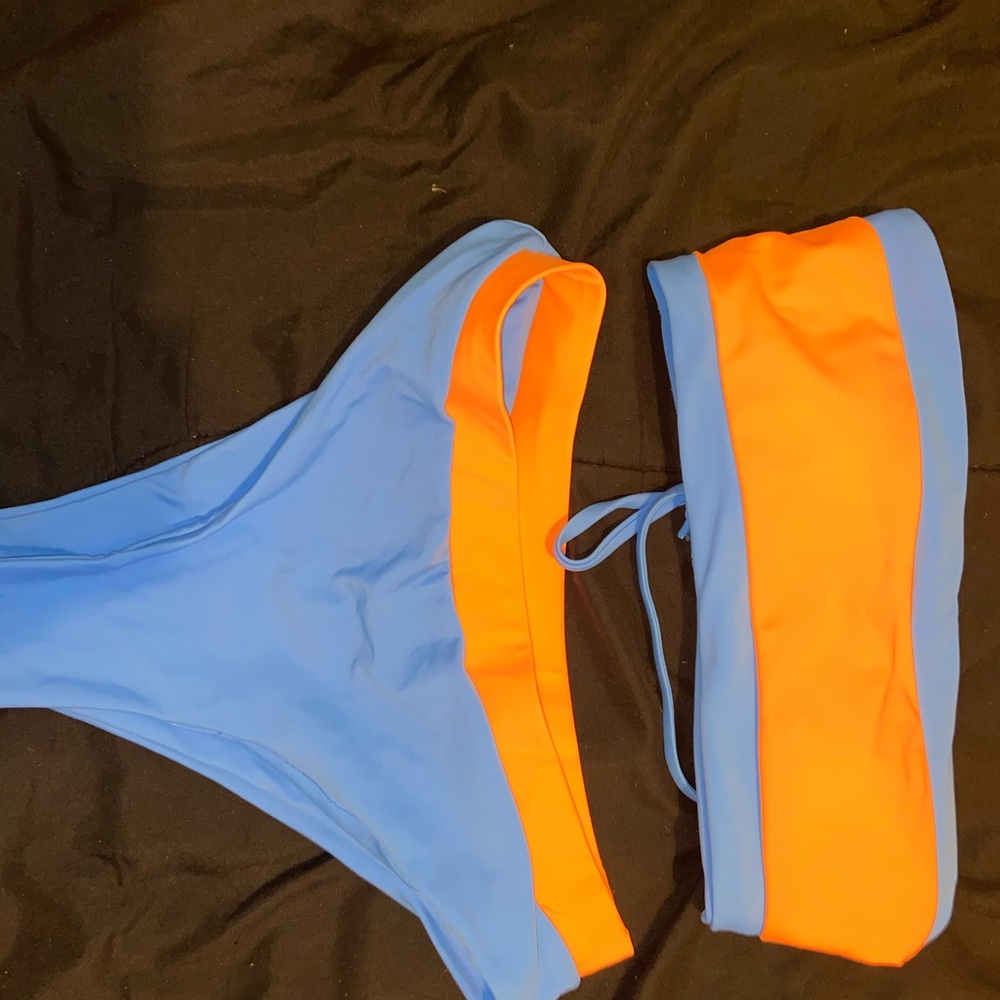 Bathing suit